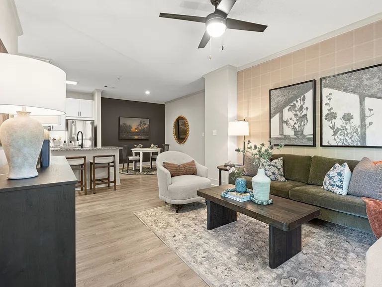 The Pointe at Stockbridge — Photo 9
