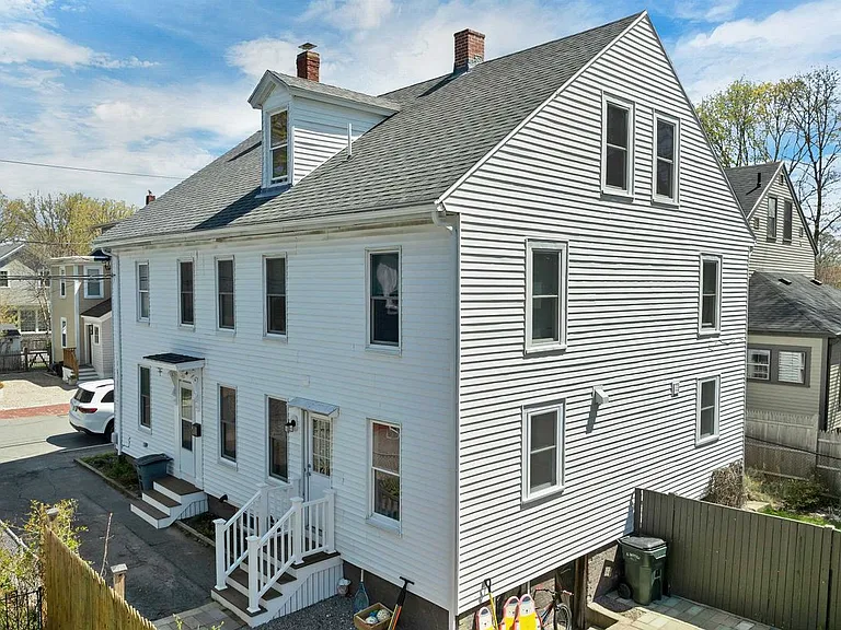 16 Chestnut St — Photo 2