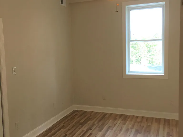 262 S Winebiddle St — Photo 72