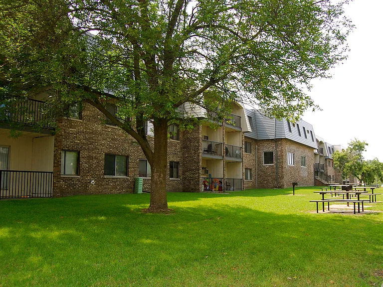 Autumn Ridge Apartments — Photo 17