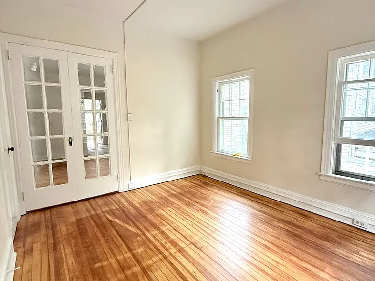 37 Green St — Photo 15