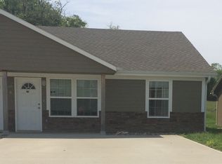 618 W Market St APT B, Warrensburg, MO 64093