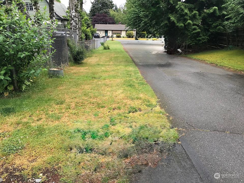 2nd image of 13015 3rd Avenue NE