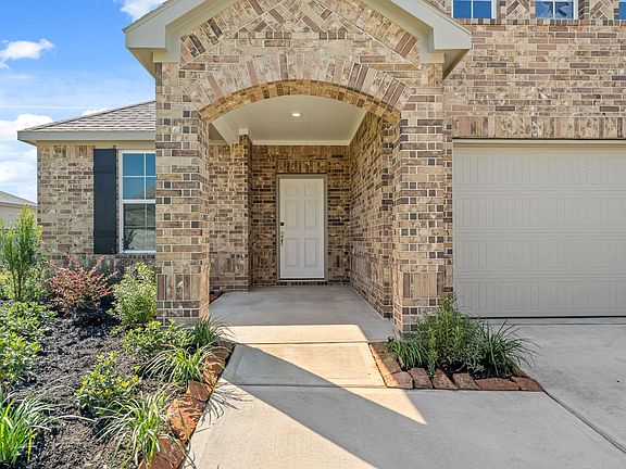 4th image of 27303 Blue Pool Dr