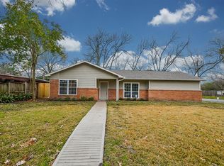 6445 Sharpview Dr, Houston, TX 77074