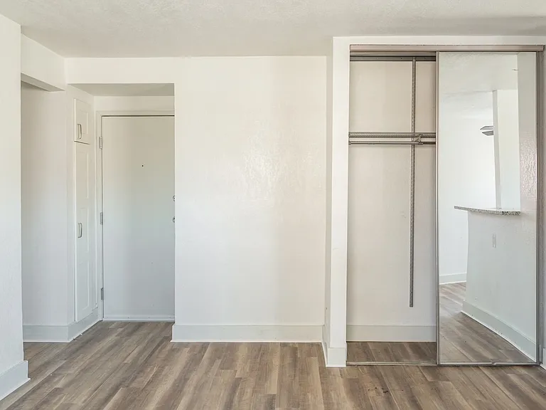 Dining/Living room