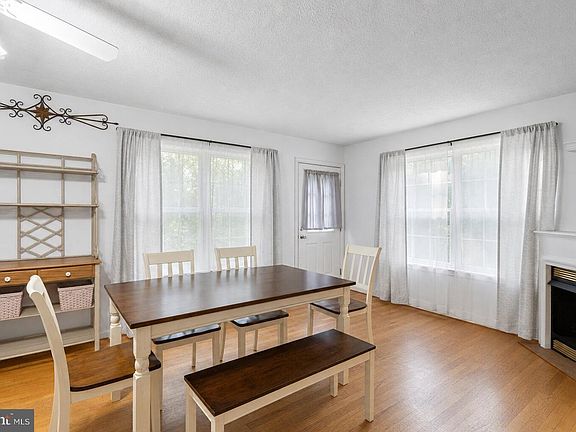 4th image of 28 High Spruce Rd