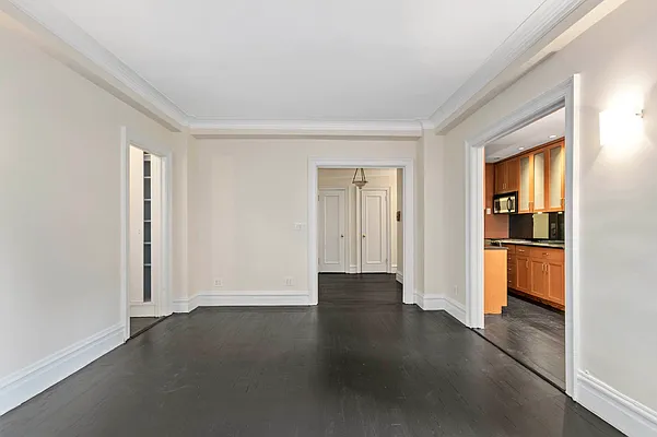 Sold by Douglas Elliman | media 17