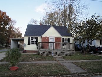 2nd image of 800 S 22nd St