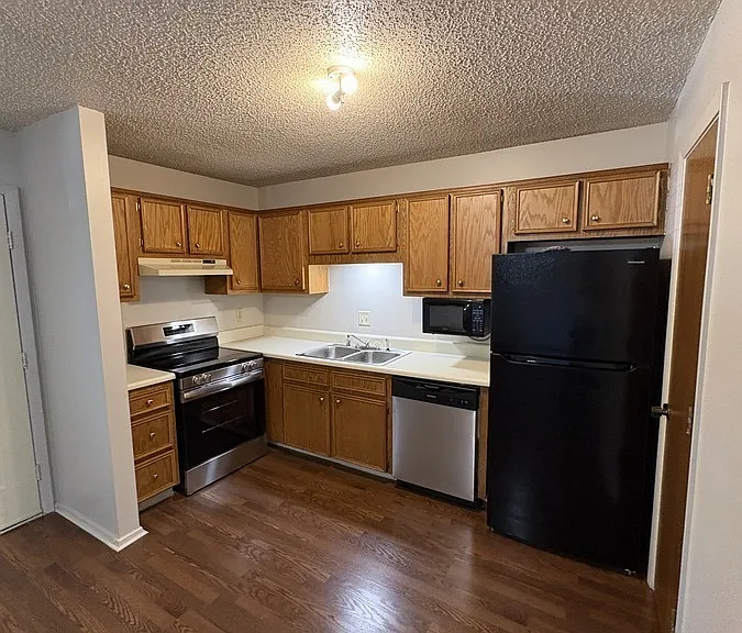 8860 Thomas St #12 — Photo 2