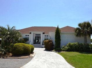 4135 Madura Rd, Gulf Breeze, FL 32563