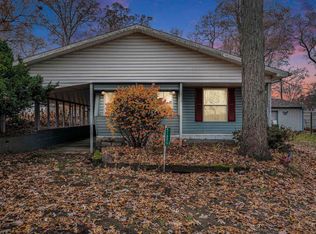 51895-3 E County Line Rd, Middlebury, IN 46540