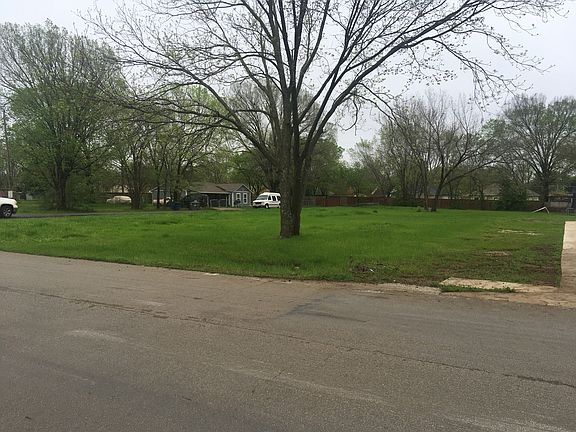 2nd image of 2266 Lolita Dr