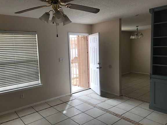 3rd image of 2213 Tierra Blanca Way