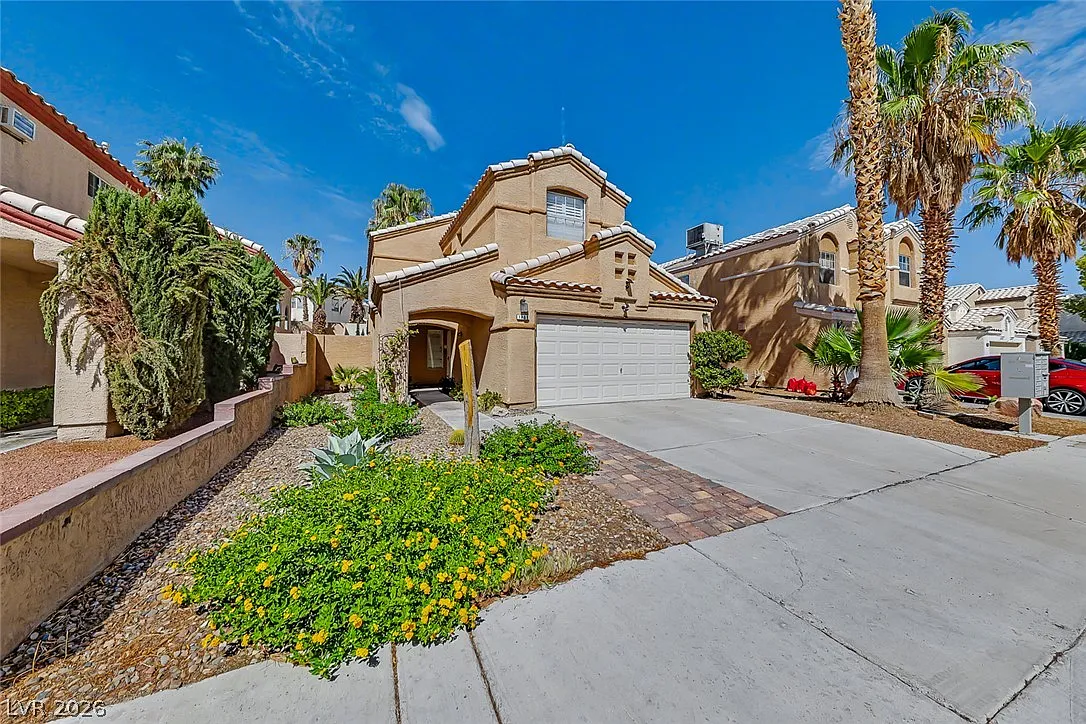 3 bed, 2.5 bath, 1434 sqft, $2,650 — Photo 3