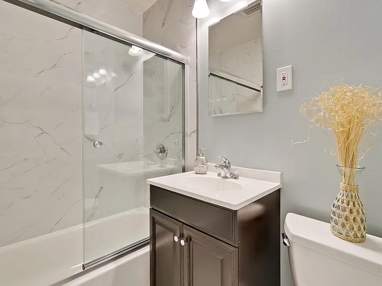 5259 Meridian Ave — Photo 13