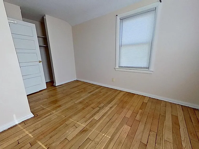 889 Tioga St #1 — Photo 5