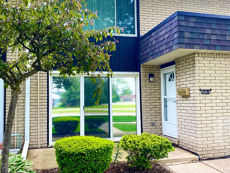 8201 Kennedy Cir #3 — Photo 1