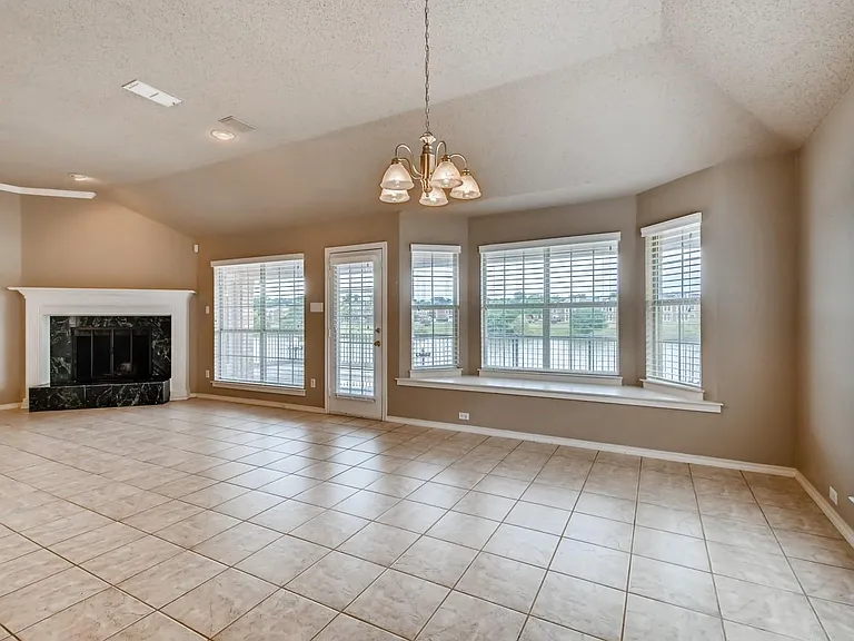 5930 River Bend Dr — Photo 13