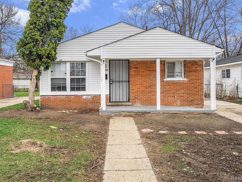 1st image of 29982 Hazelwood St