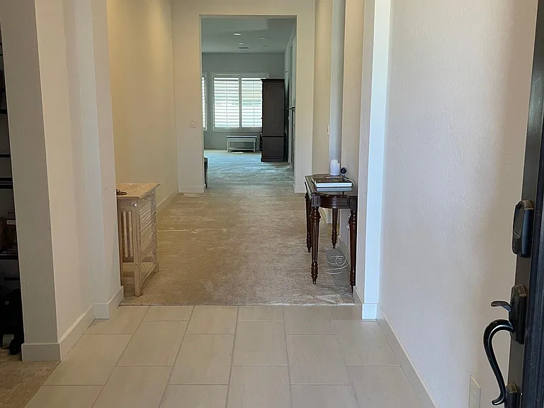 1549 E San Carlos Way — Photo 2