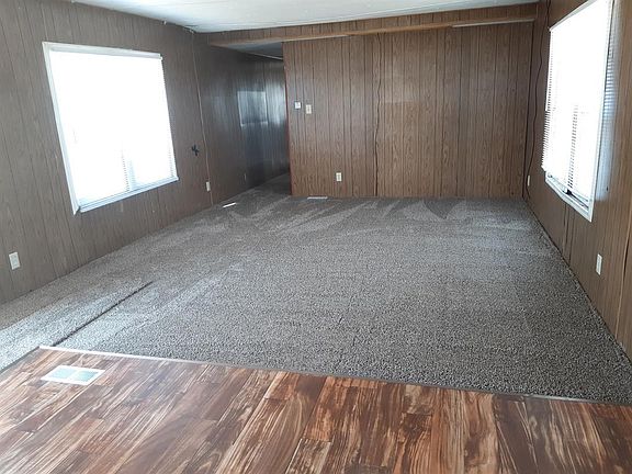 5th image of 289 Nassau Dr #12