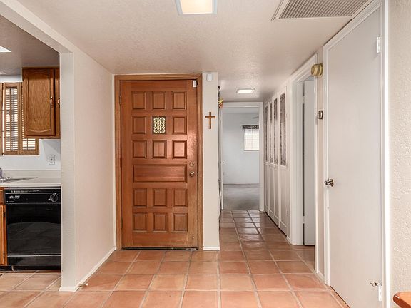 3rd image of 8202 N 21st Dr #B202