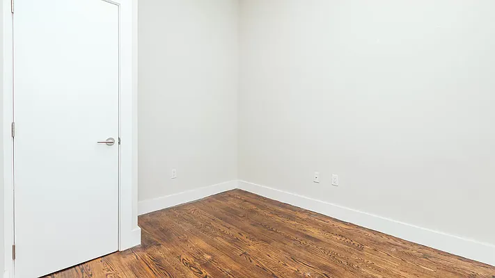 Rented by Compass | media 9