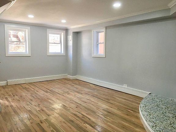 4th image of 4319 Boyd Ave APT 1