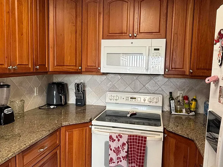 8833 Bella Vista Dr #8833 — Photo 11