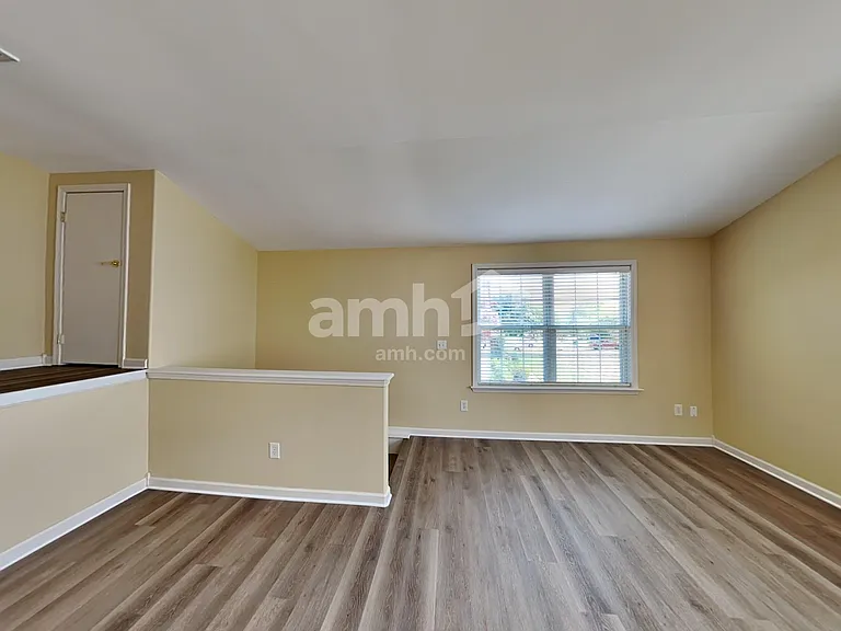2201 Ipswitch Dr — Photo 6