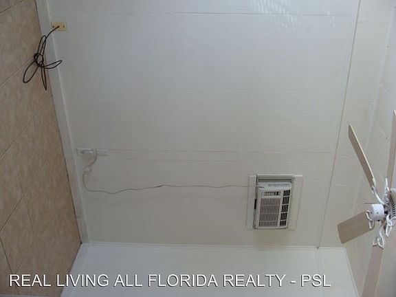2nd image of 3101 NE West End Blvd APT 6