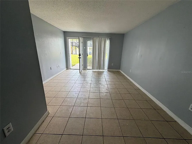 4215 S Semoran Blvd #15 — Photo 5