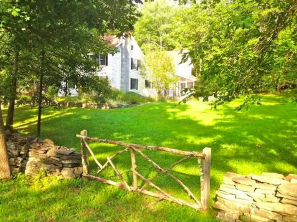 189 Dutchtown Rd, Saugerties, NY 12477