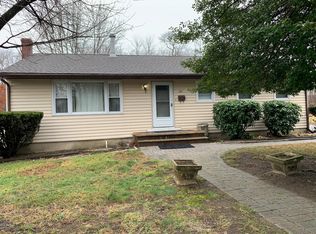 251 South St, Eatontown, NJ 07724