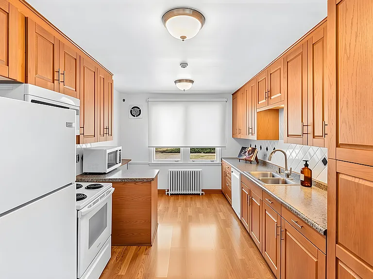 1846 Portland Ave #1 — Photo 3