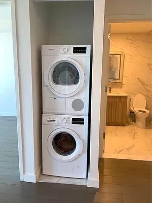 Rented by Apple Realty Group Corp | media 29