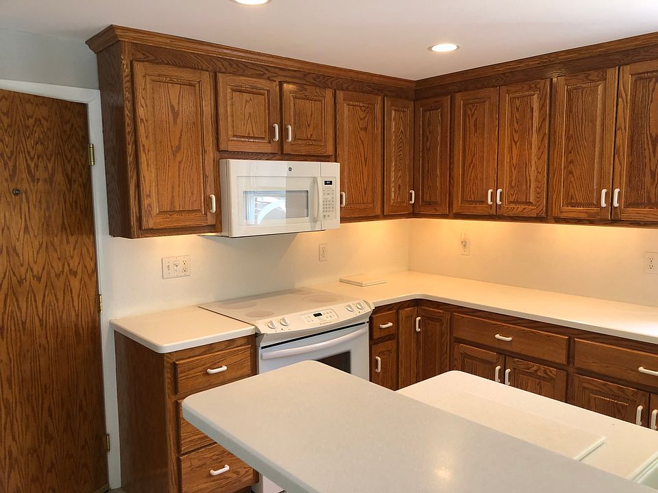 2nd image of 216 Harris Ave #1R