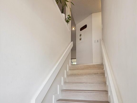 3rd image of 2206 Congressional Way #2206