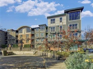 16275 NE 85th St APT 103, Redmond, WA 98052
