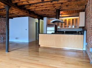 220 Front St APT 4C, New York, NY 10038