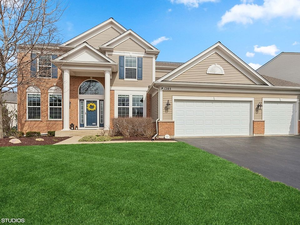 1st image of 1285 Blue Heron Cir