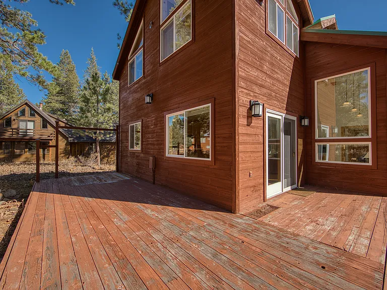 17054 Skislope Way — Photo 30