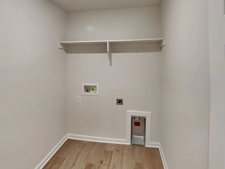 6101 Green Meadow Ln — Photo 17
