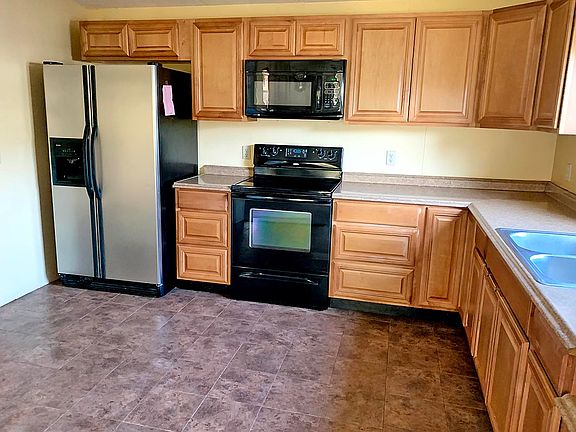 2nd image of 40 Sea Fern Dr #86