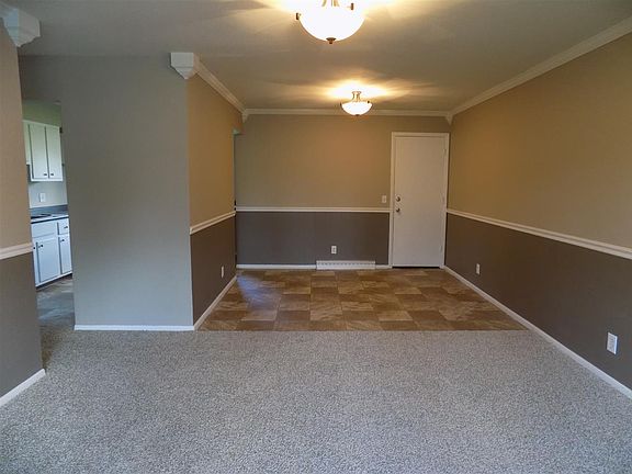 4th image of 720 Christian Ave