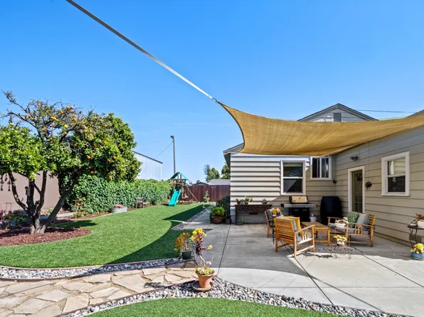 19 Grove St, Salinas, CA 93901