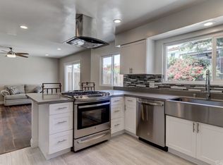941 Oakwood Ave, Fullerton, CA 92835