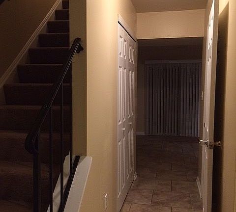 4th image of 126 Kalmia Ct