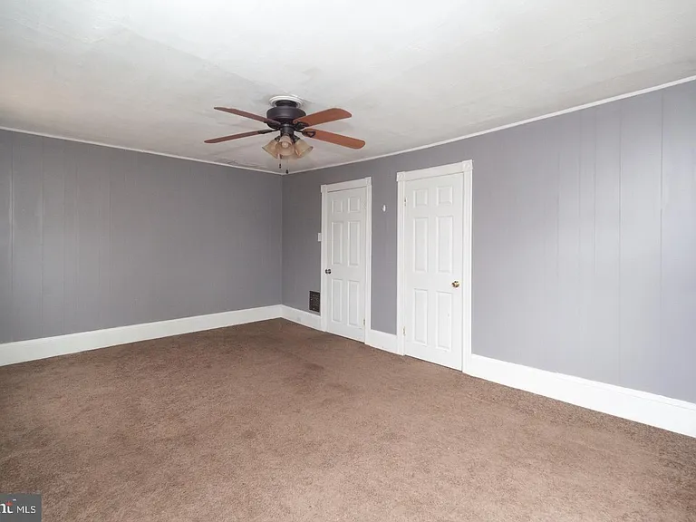 313 S Fairview St — Photo 12